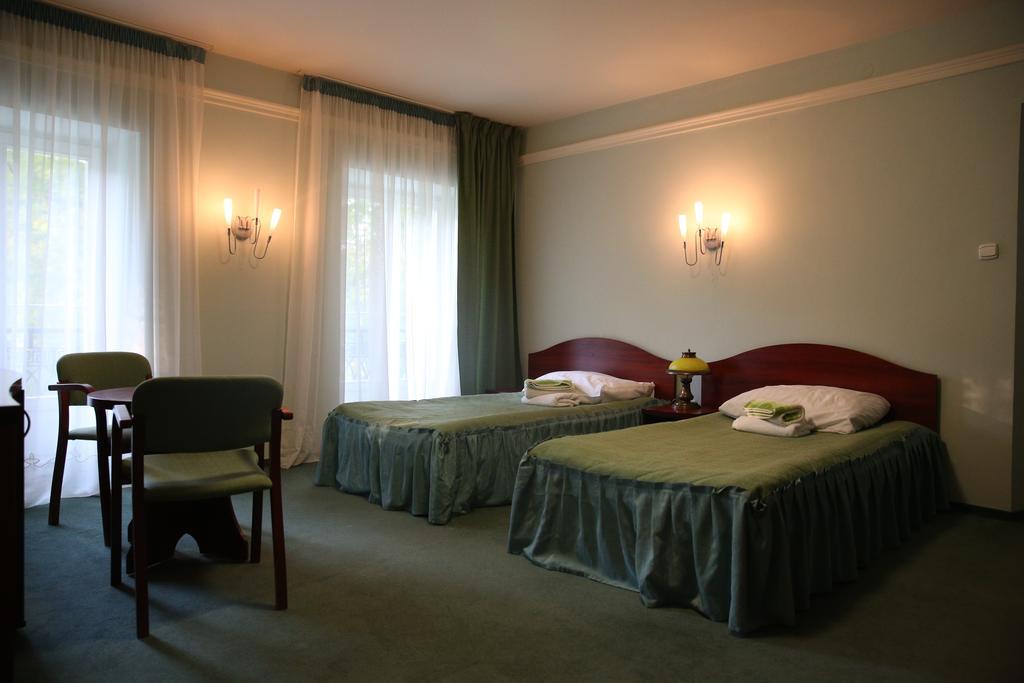 Roskosz Zespol Dworsko Parkowy Bed & Breakfast Biała Podlaska Dış mekan fotoğraf