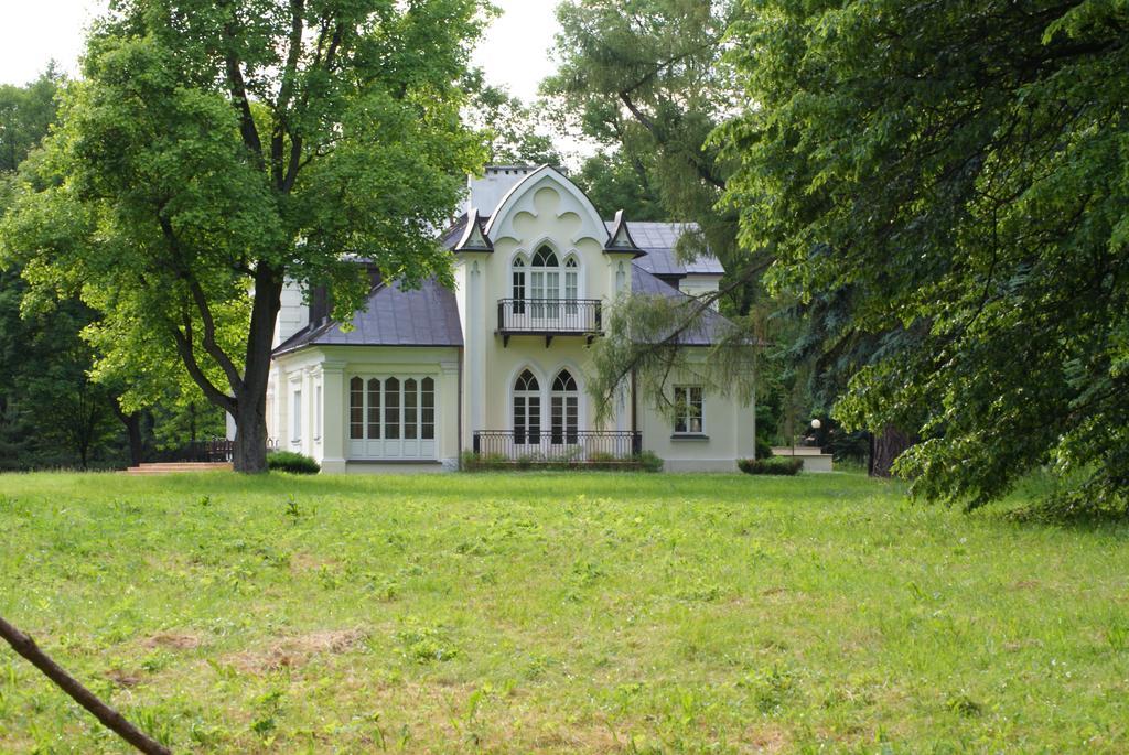 Roskosz Zespol Dworsko Parkowy Bed & Breakfast Biała Podlaska Dış mekan fotoğraf