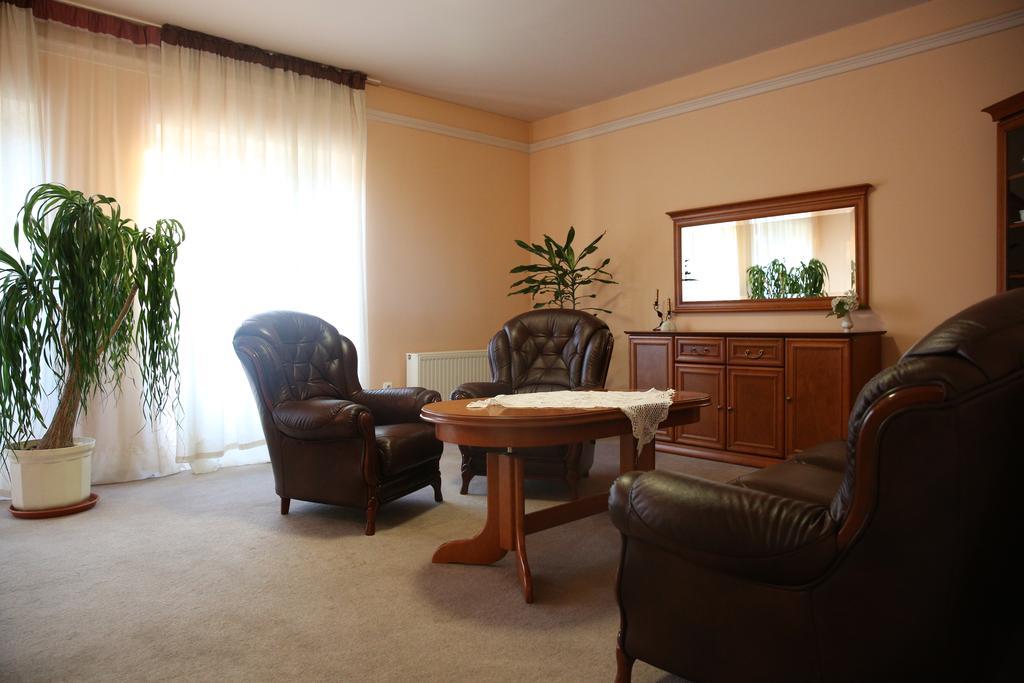 Roskosz Zespol Dworsko Parkowy Bed & Breakfast Biała Podlaska Dış mekan fotoğraf