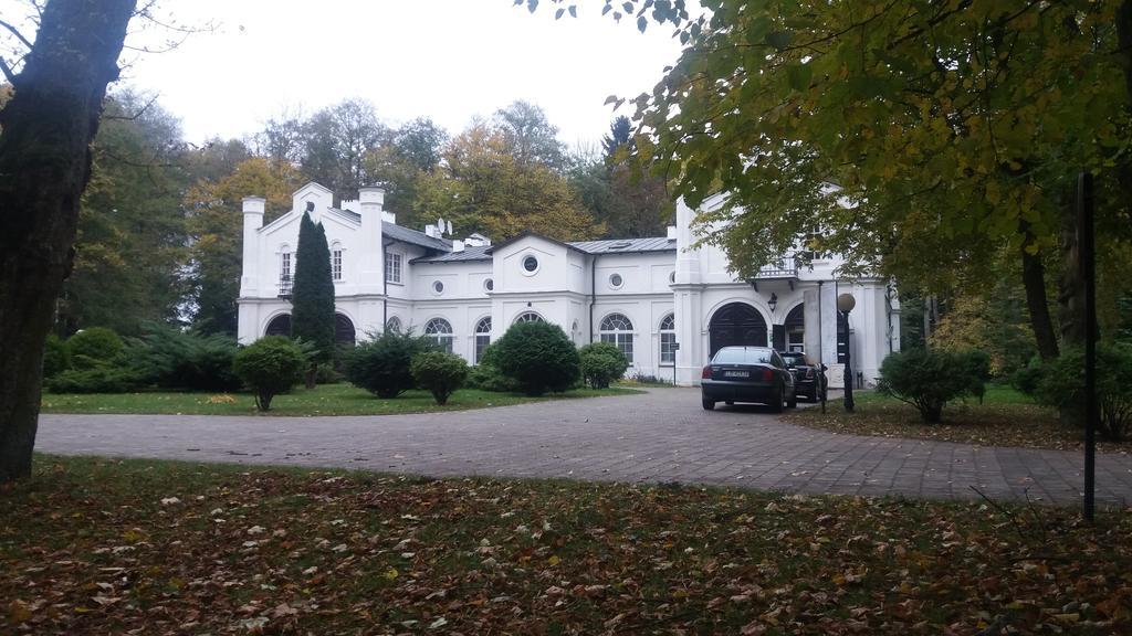 Roskosz Zespol Dworsko Parkowy Bed & Breakfast Biała Podlaska Dış mekan fotoğraf
