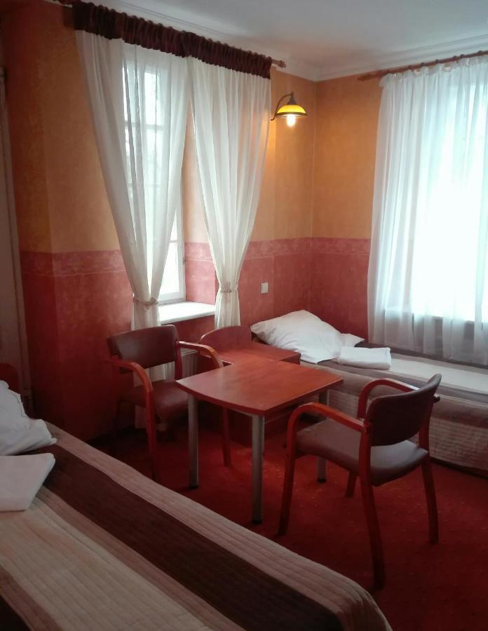 Roskosz Zespol Dworsko Parkowy Bed & Breakfast Biała Podlaska Dış mekan fotoğraf